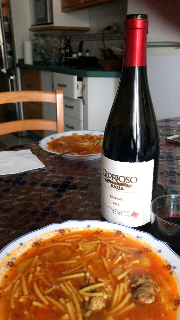 Fideos con costilla.