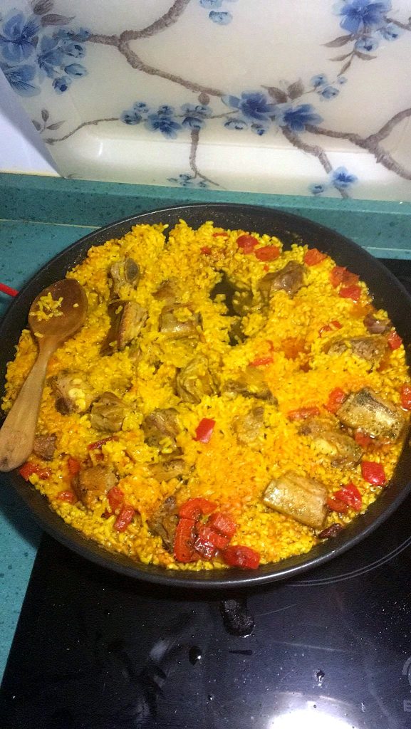 Paella de cerdo