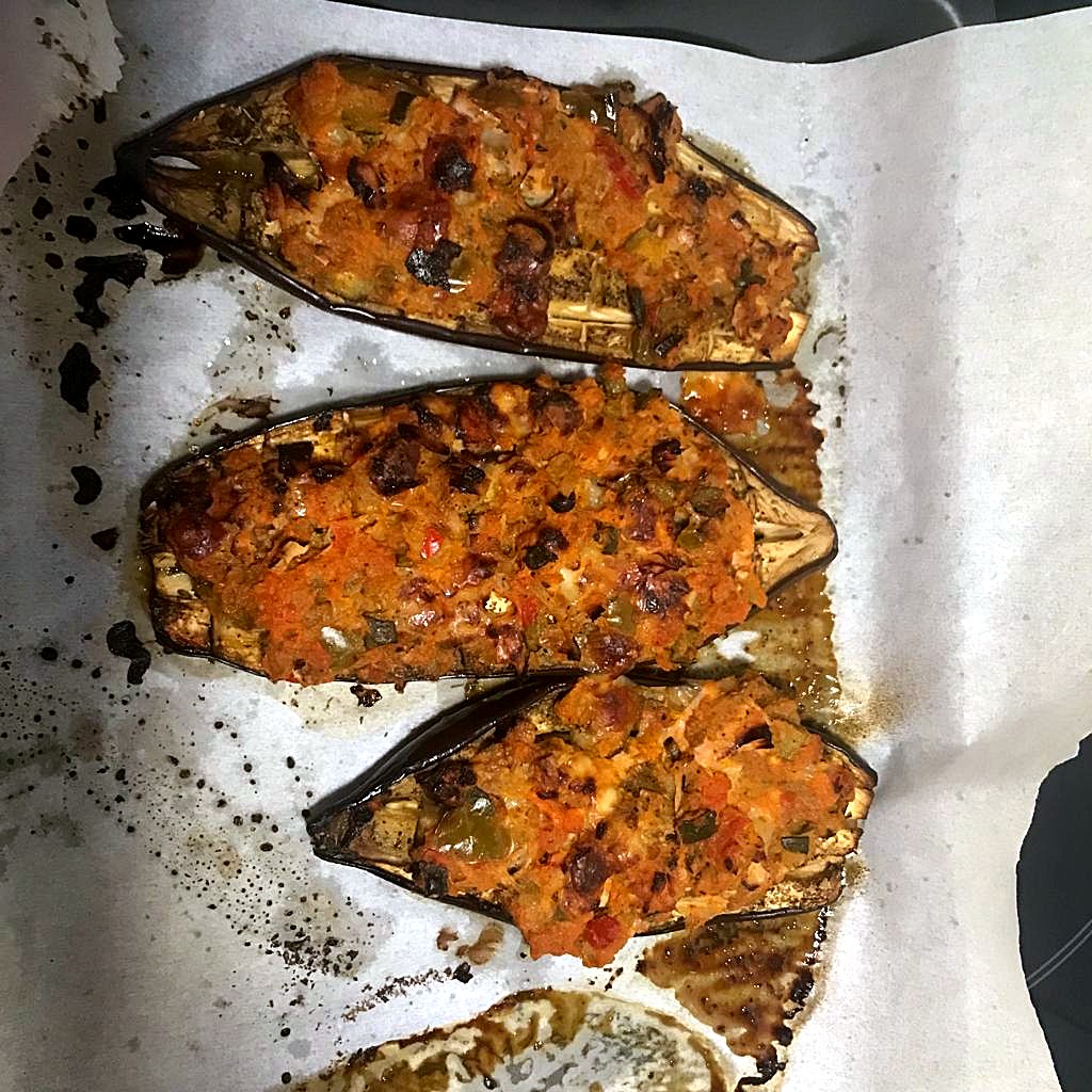 Berenjenas al horno con fritada y jamón de pavo