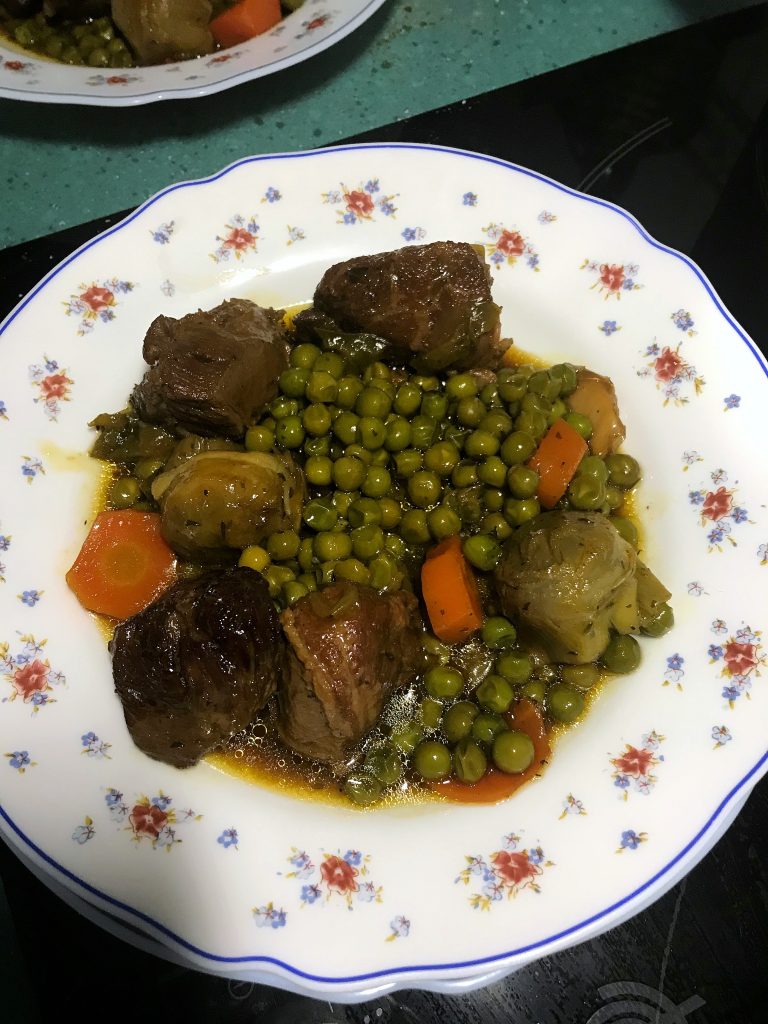 Carrillada con guisantes-2