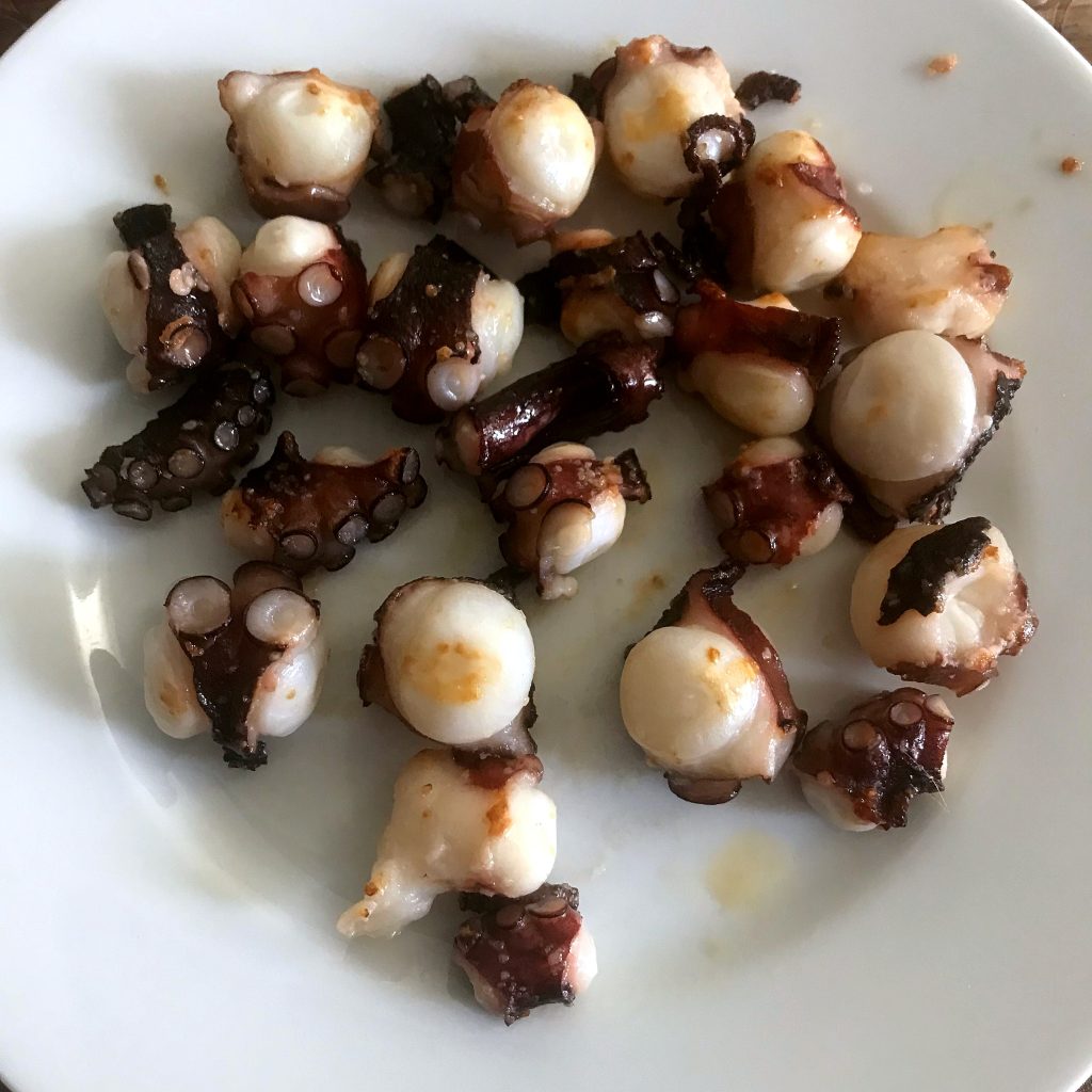 Pulpo seco en aceite